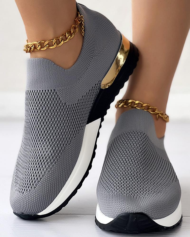 Kvinders slip-on sneakers | Guld detaljer | Let og åndbar komfort