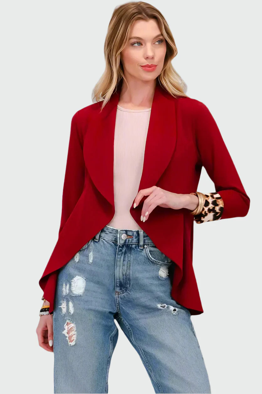 Elegant leopardmønstret blazer med åben front og opsmøgede ærmer