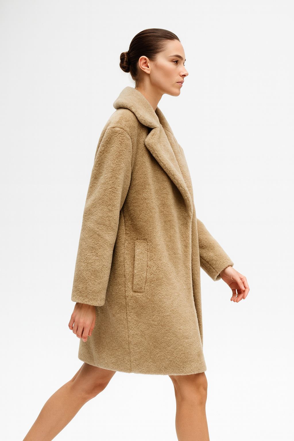Klassisk dame frakke i blødt teddystof | Varm og elegant | Tidløst design