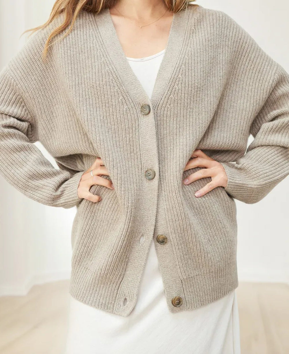 Dame cardigan i blød finstrikket kvalitet | Elegant og varm | Klassisk pasform