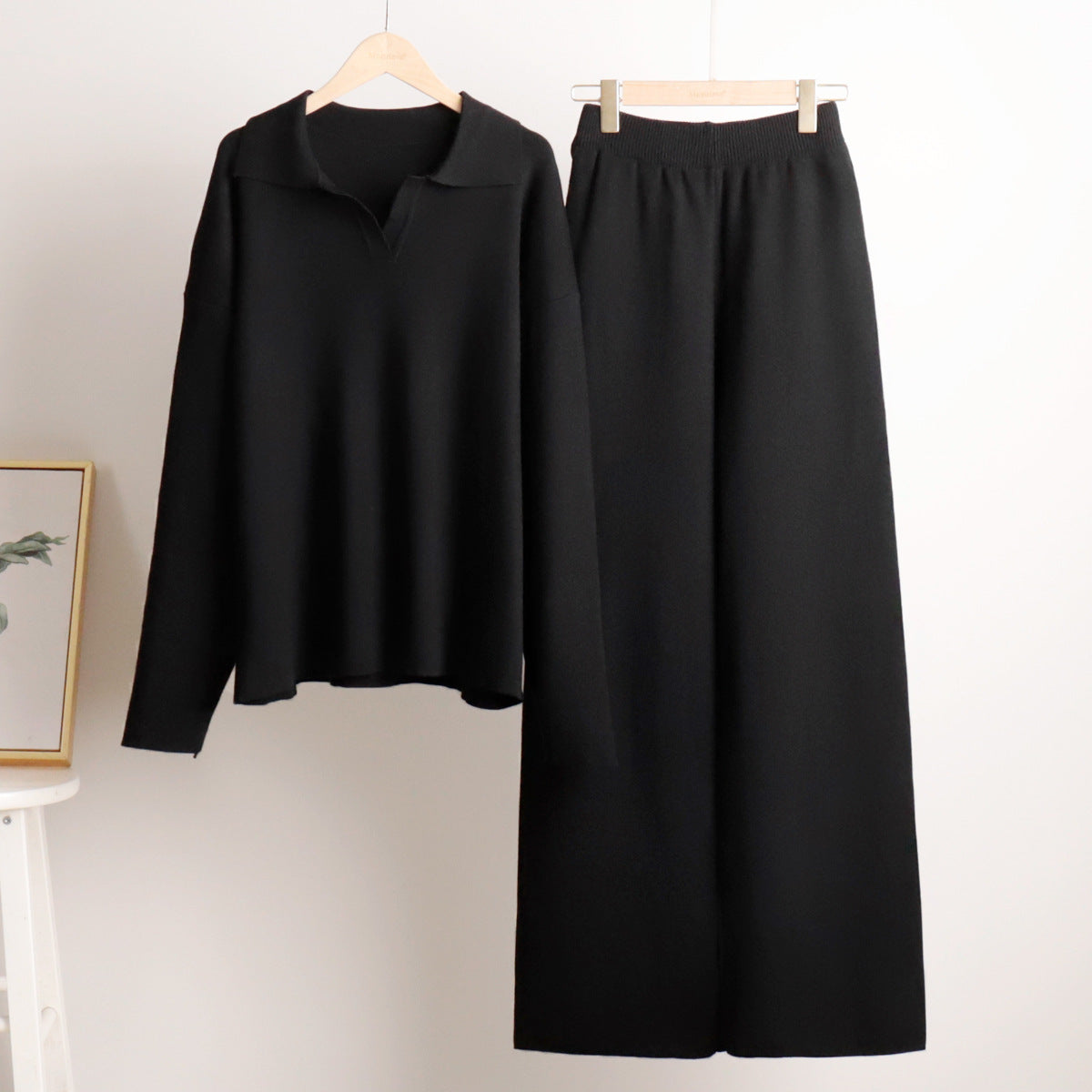 Dame loungewear-sæt | Oversized striktrøje og vide bukser
