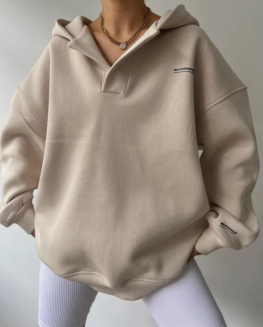 Blød Dame Hoodie med Hætte og Krave | Afslappet & Varm Trøje til Hverdag