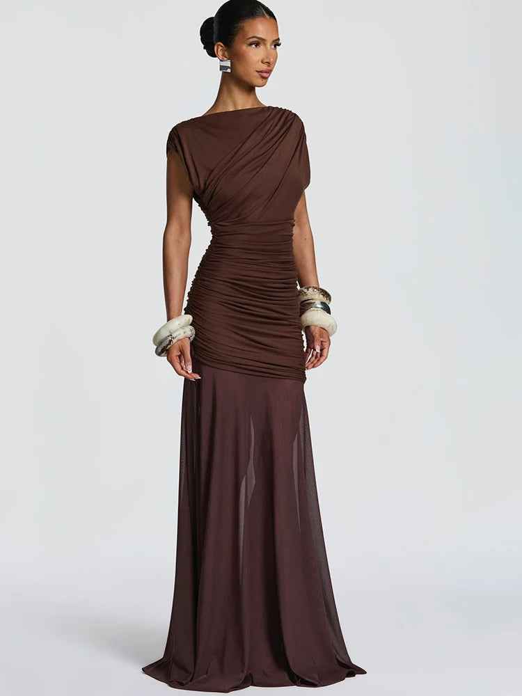 Elegant aftenkjole til kvinder | Draperet design | Meshdetaljer & slank pasform