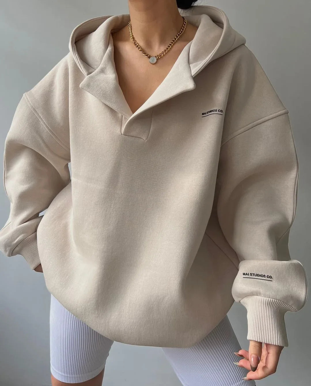 Blød Dame Hoodie med Hætte og Krave | Afslappet & Varm Trøje til Hverdag