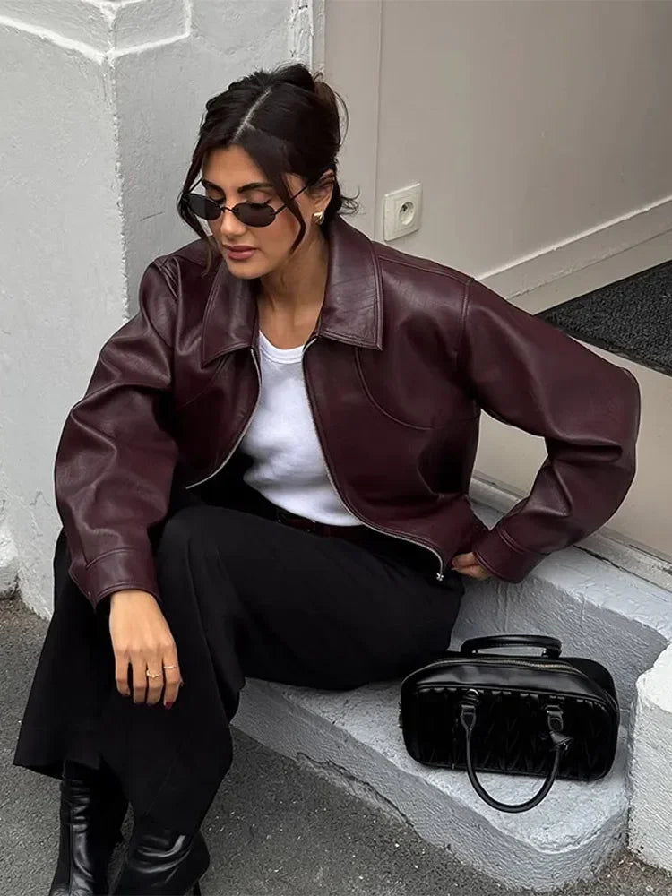 Dame Læderjakke i Retro Stil | Kort PU Jakke med Revers & Lynlås | Streetwear Look