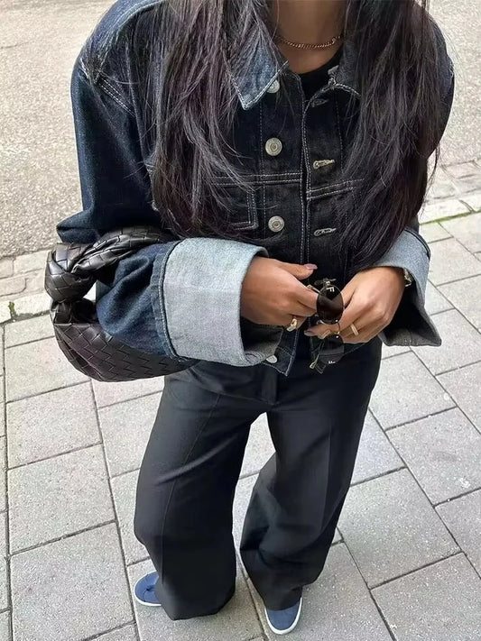 Kvinders denim sæt | Kort jakke og vide jeans | Klassisk look i mørk vask