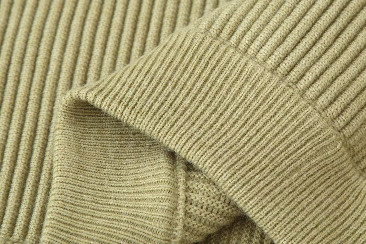 Strikket cardigan til kvinder med opretstående krave og løs pasform