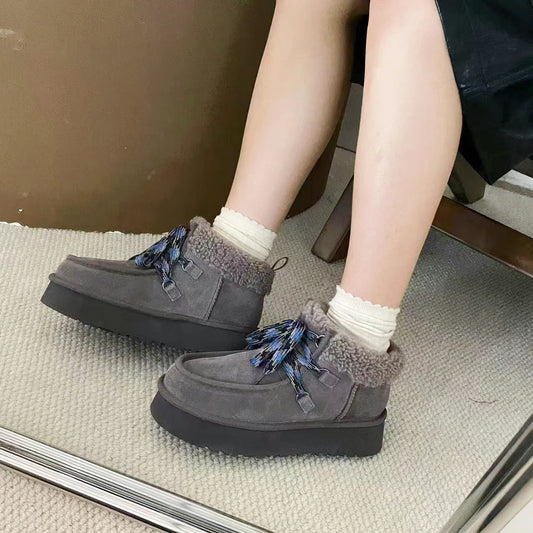 Forede ankelstøvler til kvinder med snørelukning og kraftig sål