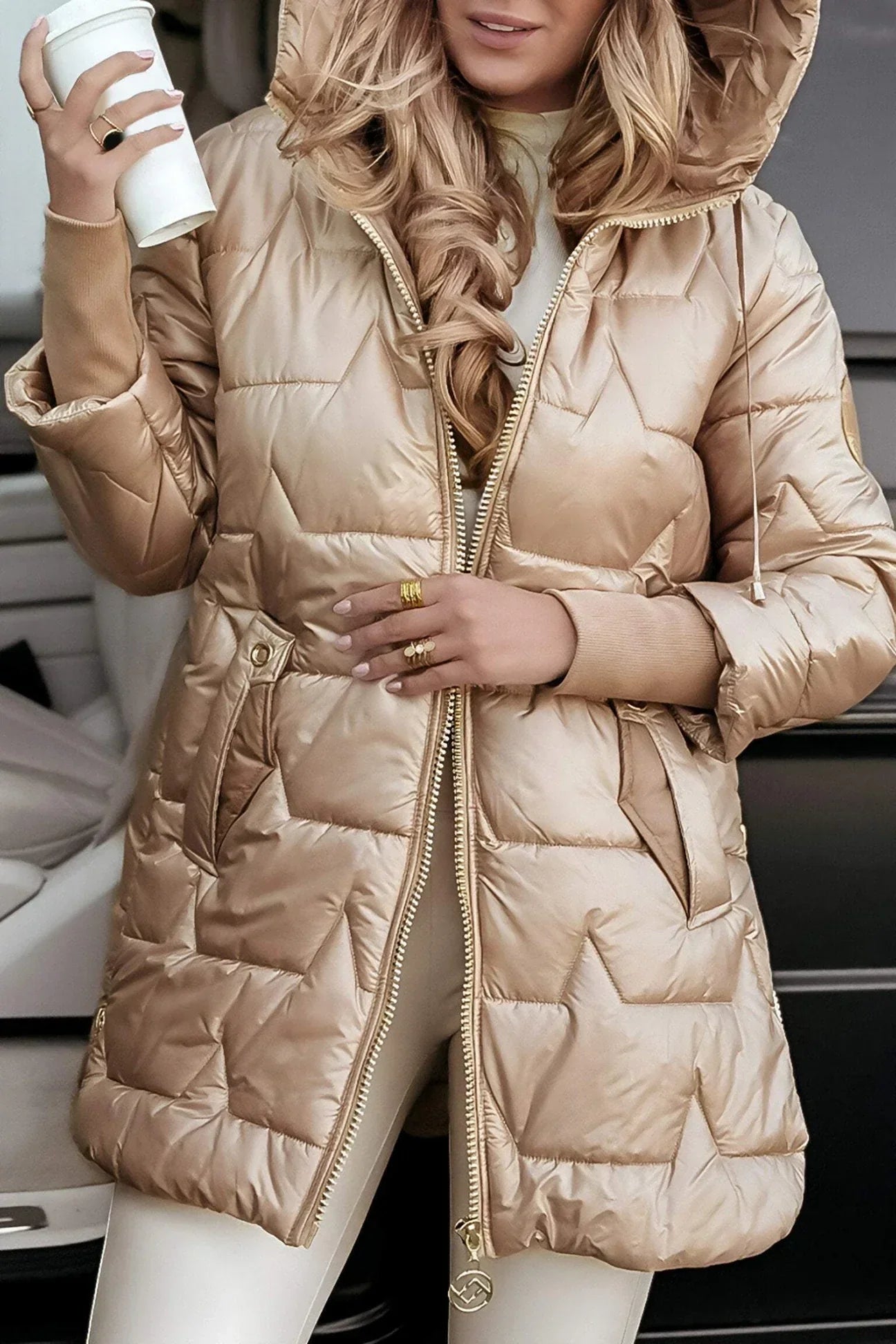Elegant Puffer Vinterjakke til Kvinder | Polstret Jakke med Hætte og Lynlås
