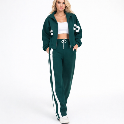 Matchende Todelt Sæt Med Lynlåsjakke Og Lige Bukser