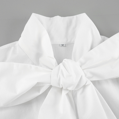 Dame Skjorte med Sløjfedetalje | Klassisk Hvid Bluse | Let & Elegant Pasform