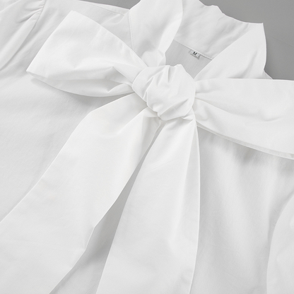 Dame Skjorte med Sløjfedetalje | Klassisk Hvid Bluse | Let & Elegant Pasform