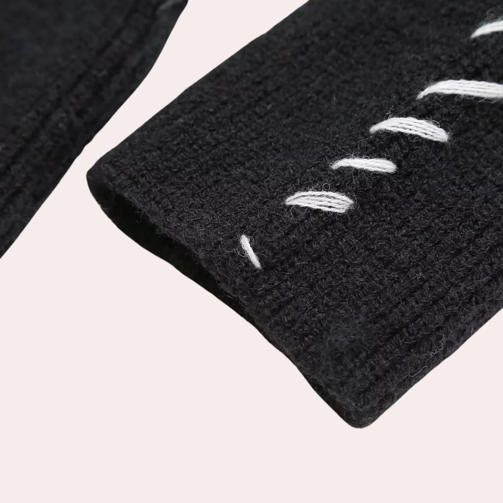 Stilfuld Strikket Sweater til Kvinder | Højhalset Pullover med Detaljer