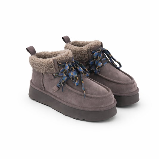 Forede ankelstøvler til kvinder med snørelukning og kraftig sål