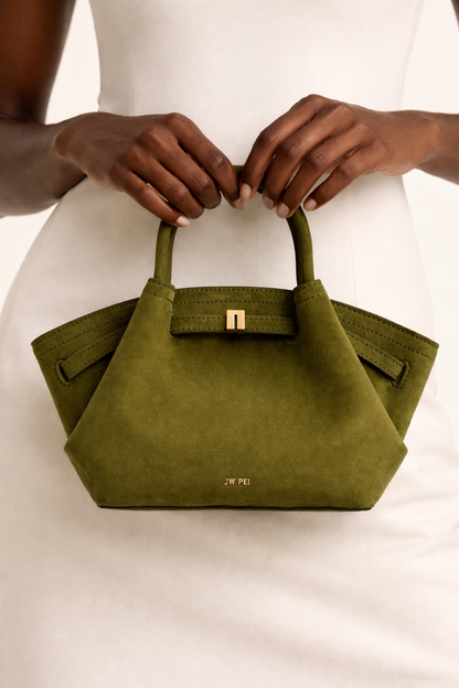 Mini skuldertaske til kvinder | Struktureret design | Ruskind | Kompakt format