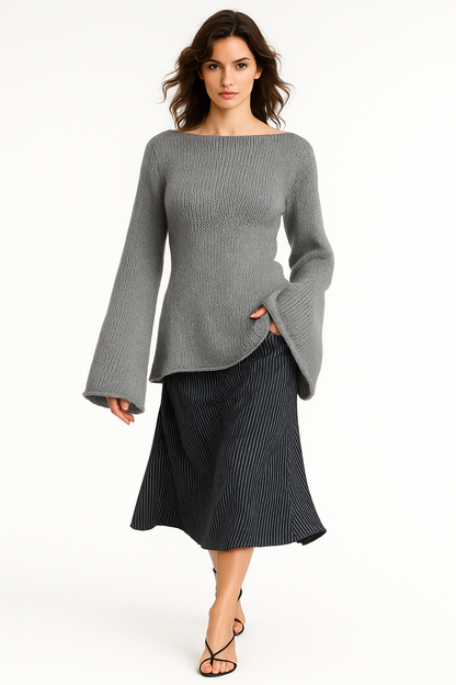 Kvinders striktrøje med trompetærmer | Blød ribstruktur | Feminint design