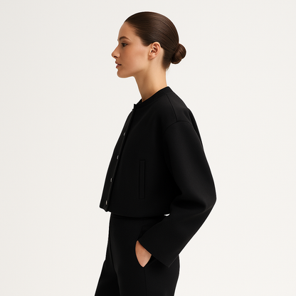 Kort damejakke med knapper | Elegant overgangsjakke | Tidløst design med rund hals