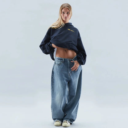 Oversized Dame Hoodie med Bagtryk og Hætte | Streetwear Komfort & College Stil