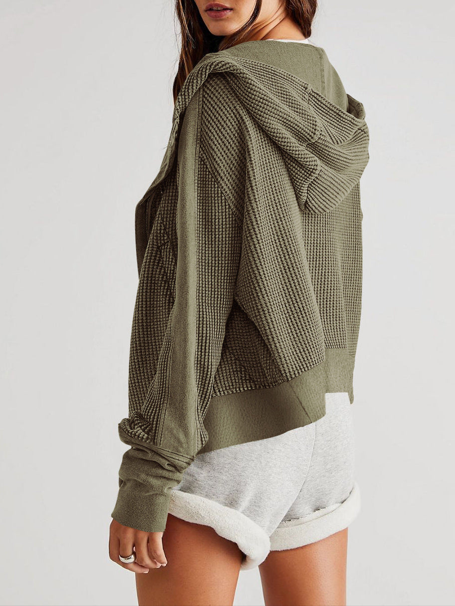 Dame hættetrøje i vaffelstrik | Kort pasform | Afslappet streetwear look