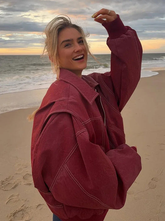 Kvinders Kort Jakke med Løs Pasform | Lynlås og Lommer | Moderne Street Style til Efterår