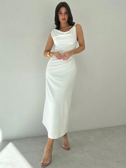 Kjole til Kvinder | Ærmeløs Silhuet | Slankende Snit | Elegant Længde