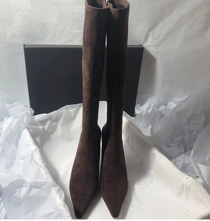 Elegant Knælange Stretchstøvler Med Spids Tå