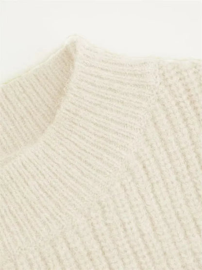 Pullover til kvinder | Ribstrikket design | Elegant striktrøje med broderede detaljer