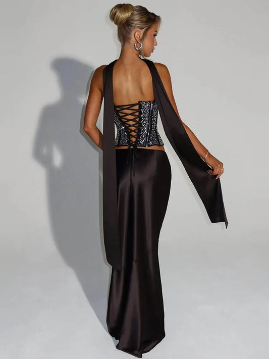 To-delt sæt til kvinder | Stropløs paillet-top | Satin maxinederdel til fest og aften