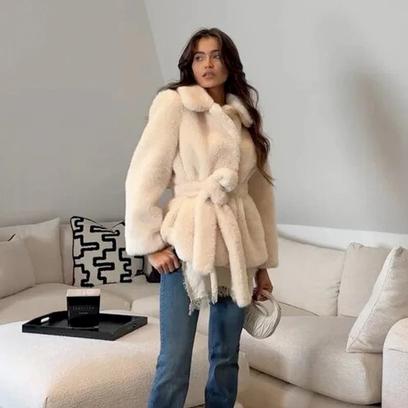 Elegant pelsfrakke med bælte | Blød og varm faux fur vinterjakke