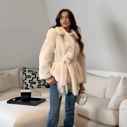 Elegant pelsfrakke med bælte | Blød og varm faux fur vinterjakke