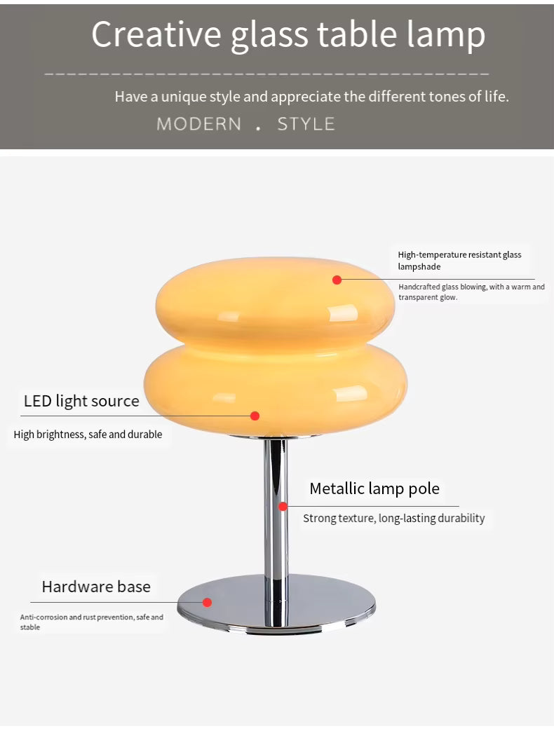 Glas bordlampe med touch dæmpning og justerbar lysstemning