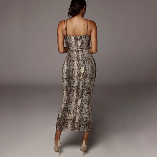 Leopard Print Kjole | Høj Talje | Spaghetti Stropper | Slim Fit