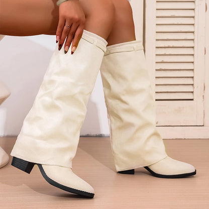 Knelange dame støvler med hæl | Slip-on design og spids tå | Elegant vinterlook