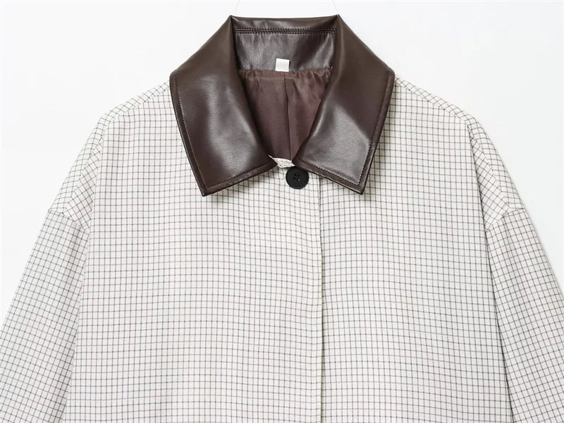 Kvinders kort jakke | Ternet design | Dekorativ krave & moderne pasform