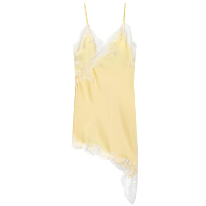 Elegant asymmetrisk satin slipkjole til kvinder med spaghettistropper og åben ryg