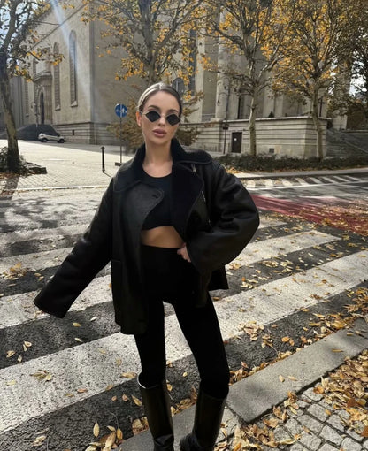 Damejakke med fåreskindslook | Dobbeltkrave | Oversized vinterjakke