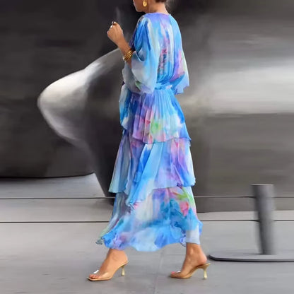 Midi Kjole | Lagdelt Design | V-Udskæring | Bindebånd | Let Fald