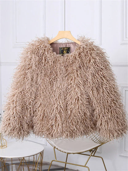Kvinders kort faux fur jakke | Fluffy vinterfrakke | Løs pasform og luksuriøst look