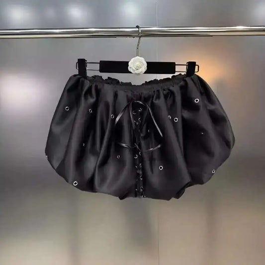 Elegant Fluffy Mininederdel Med Snøre-Detaljer