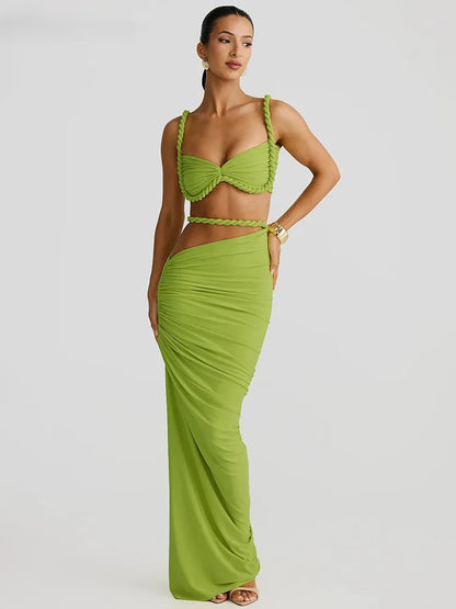 Vævet todelt sæt med crop top og maxinederdel | Elegant ferielook