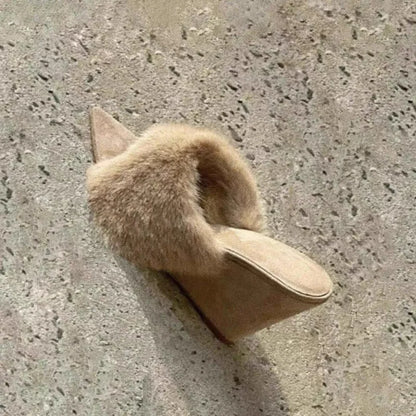 Kvinders kilesandaler med pelsdetalje | Spids tå | Luksuriøs komfort