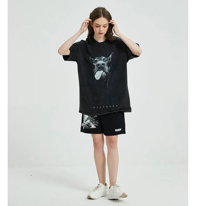 Overdimensioneret doberman t-shirt i streetwear-stil | Afslappet og dristigt look