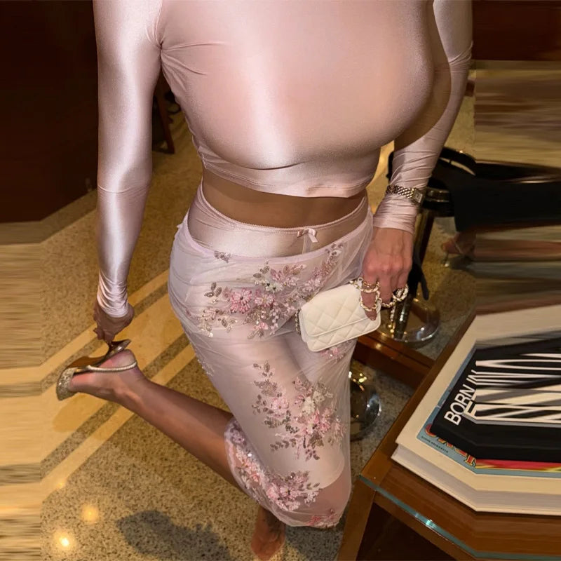 Elegant to-delt sæt til kvinder | Figursyet og moderne udtryk