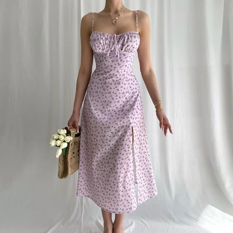 Lang Kjole | Floral Bodycon Fit | Elegant Design | Strand & Ferie