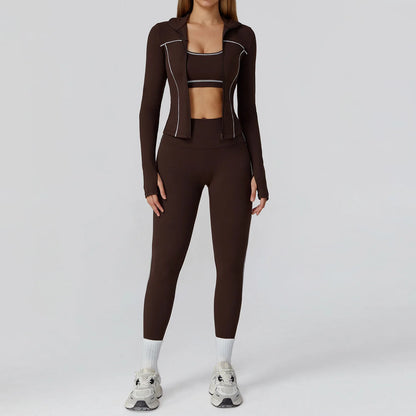 Figurformende 3-delt yogasæt med jakke, top og leggings til kvinder