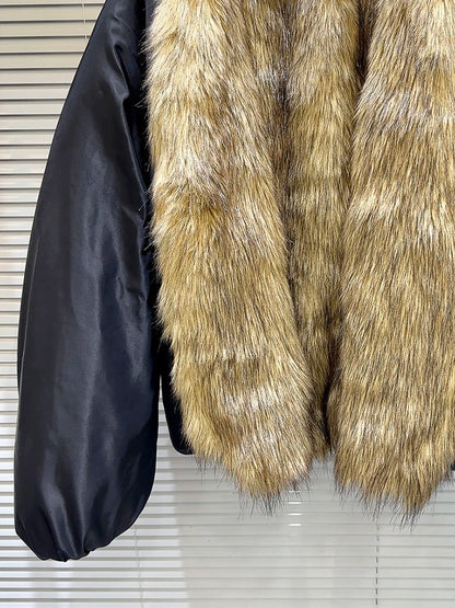 Kort Jakke med Fuskepels | Varm & Trendy | Perfekt til Vinter