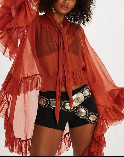 Elegant dameskjorte med flæsekant | Løs pasform | Sløjfedetalje og let transparent look