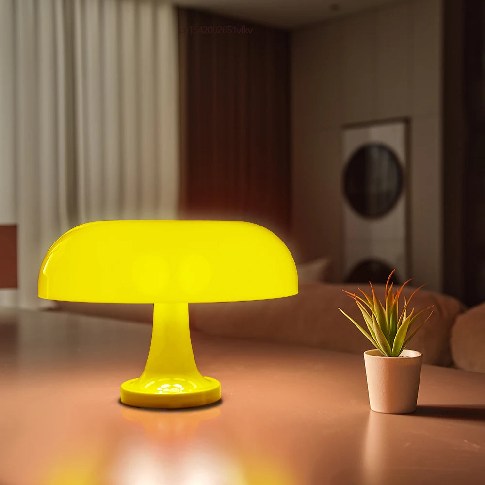 Mushroom bordlampe i moderne design