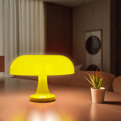 Mushroom bordlampe i moderne design