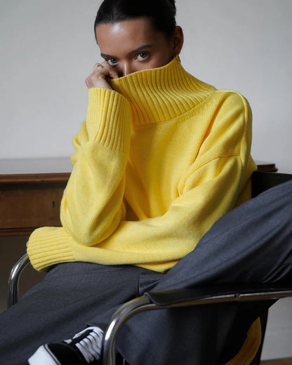 Kvinders striktrøje med høj krave | Oversized pasform | Blød & varm kvalitet